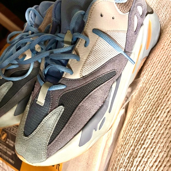 Yeezy 700 size 11 1/2 - Picture 6 of 7